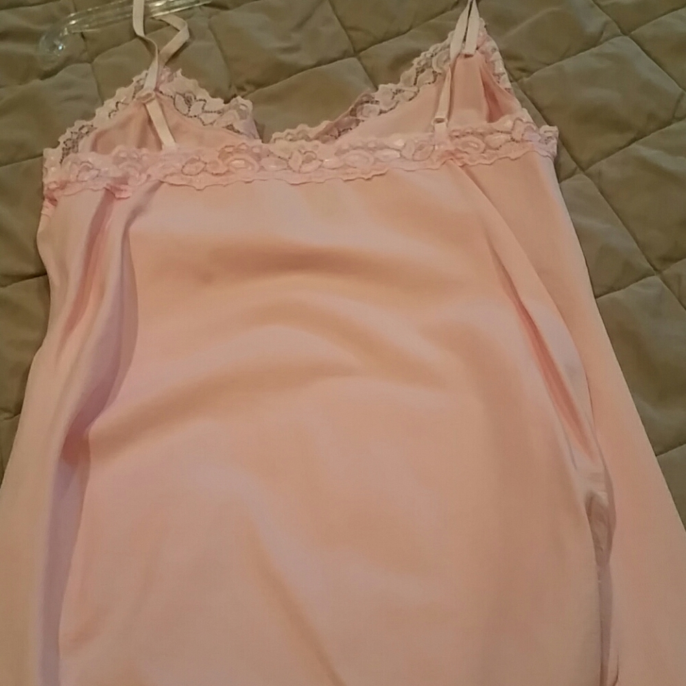Top - Picture 2 of 4